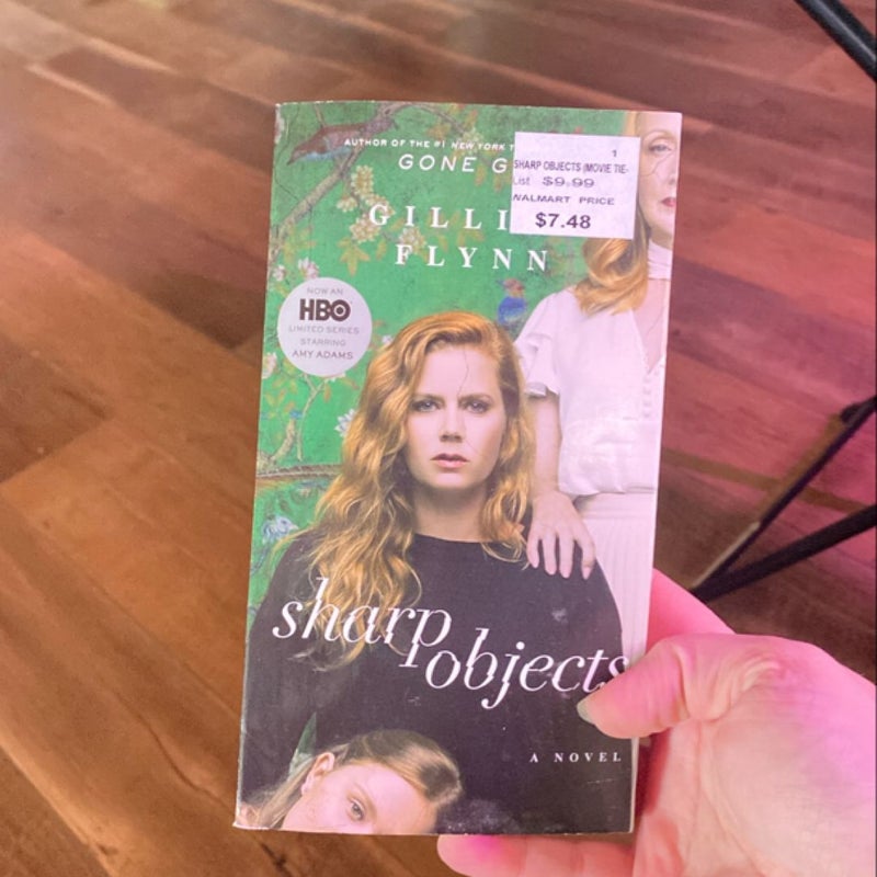 Sharp Objects (Movie Tie-In)