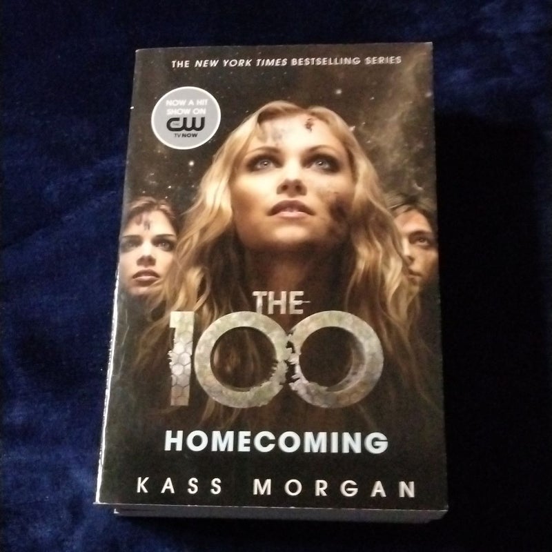 The 100 3 Book Bundle. Day 21, The Rebellion, Homecoming.