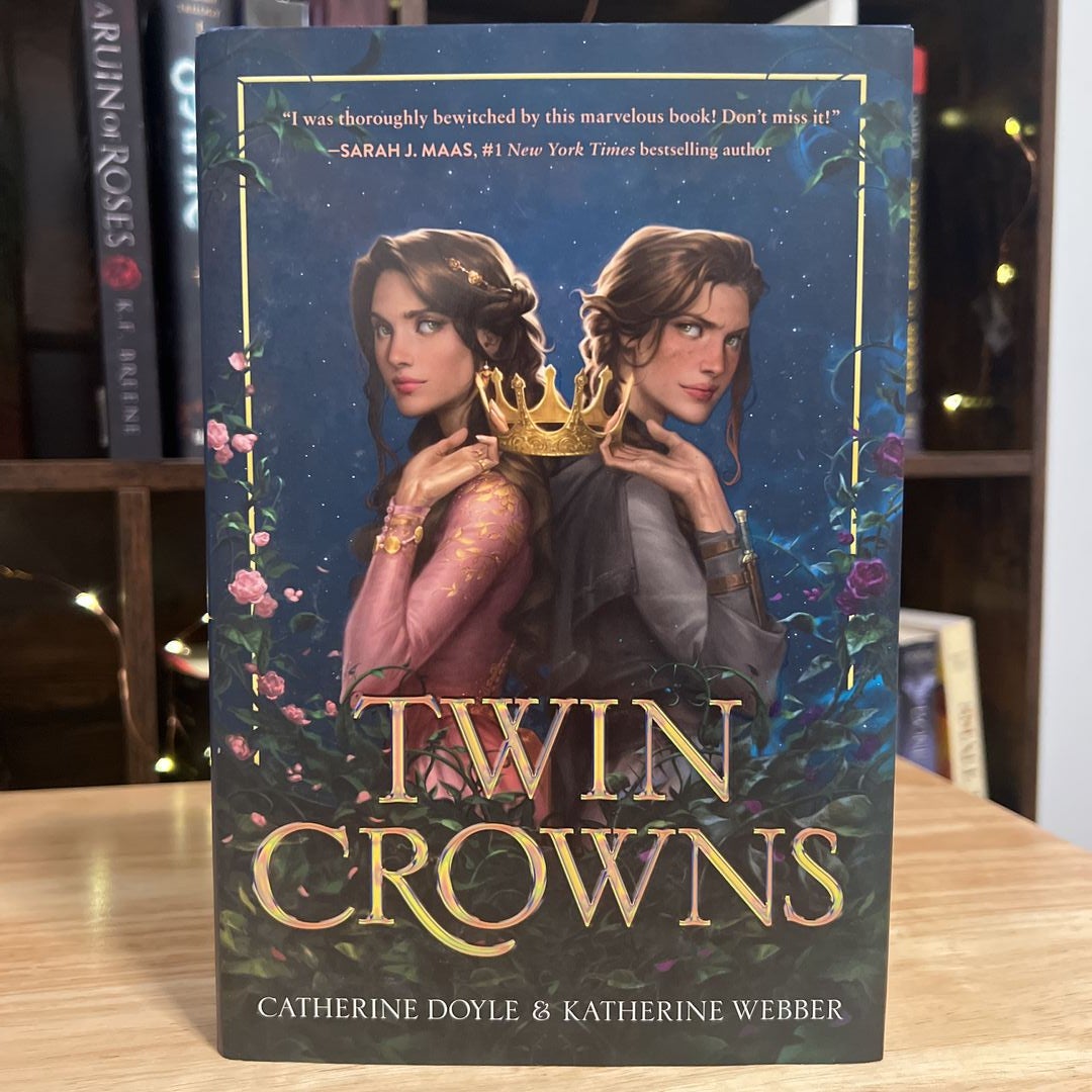 Twin Crowns by Catherine Doyle, Hardcover | Pangobooks