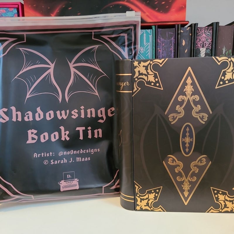 Bookish box Shadowsinger book tin Azriel 