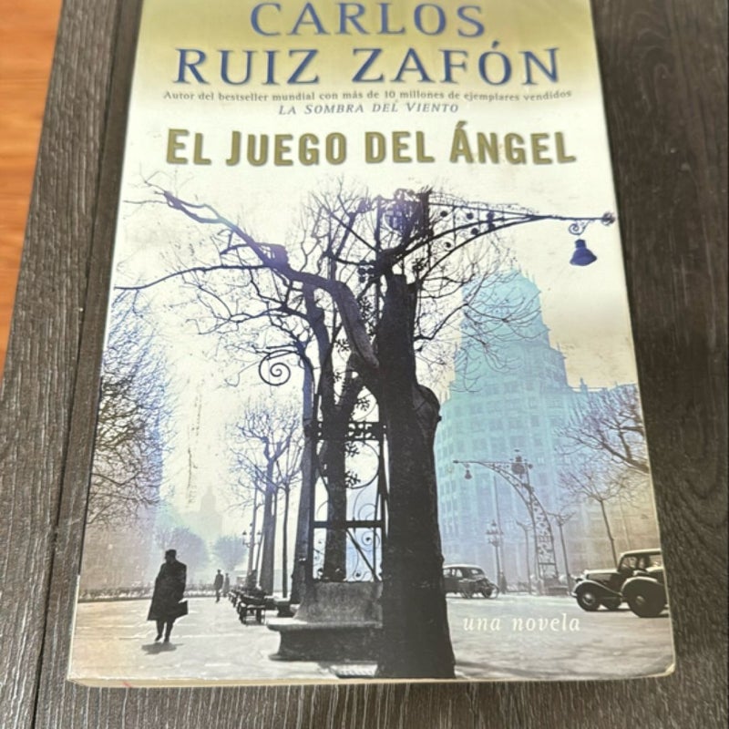 El Juego Del Ángel / the Angel's Game