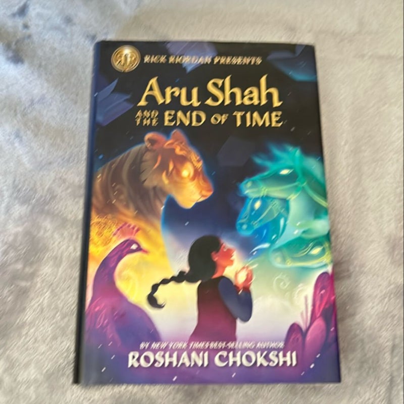 Aru Shah and the End of Time (a Pandava Novel, Book 1)