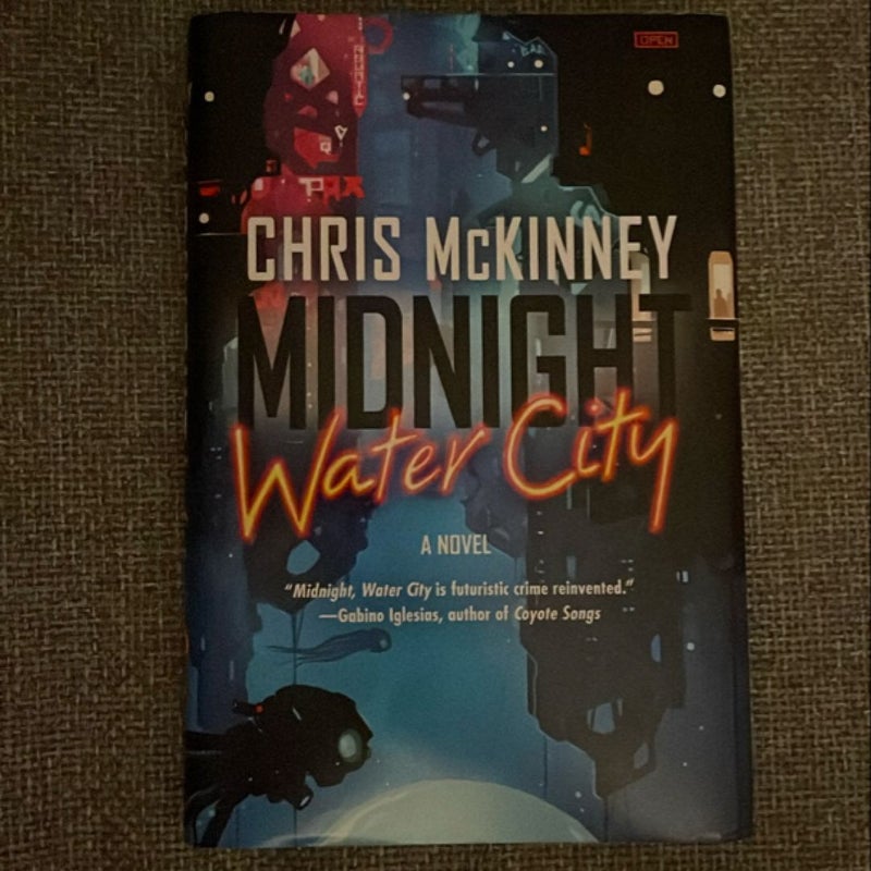 Midnight, Water City