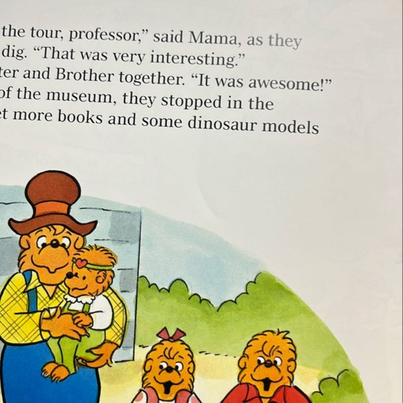 The Berenstain Bears' Dinosaur Dig