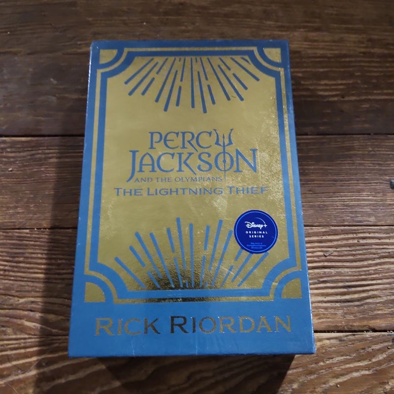 Percy Jackson and the Olympians the Lightning Thief Deluxe Collector's Edition