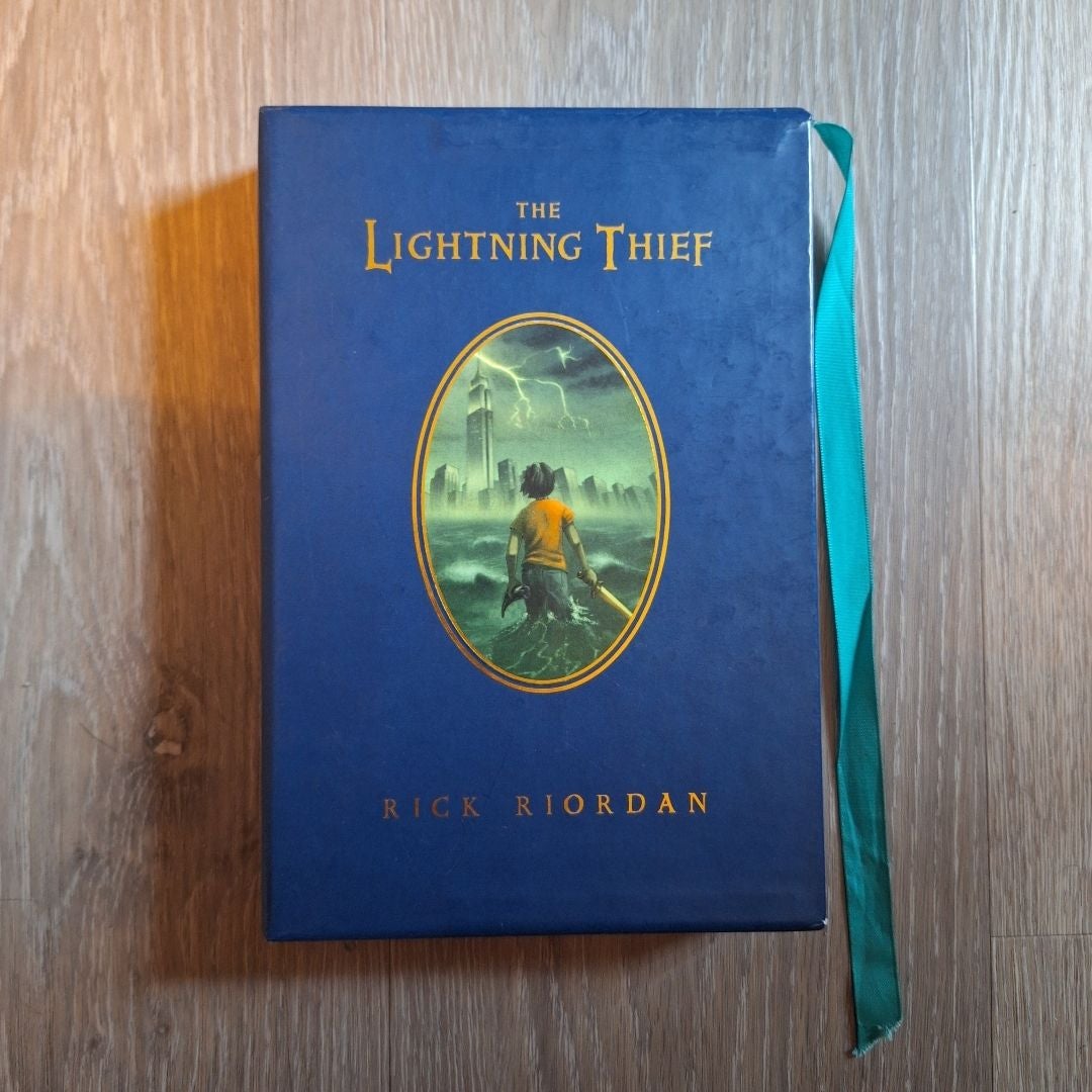 Percy Jackson and the Olympians, Book One the Lightning Thief Deluxe Edition