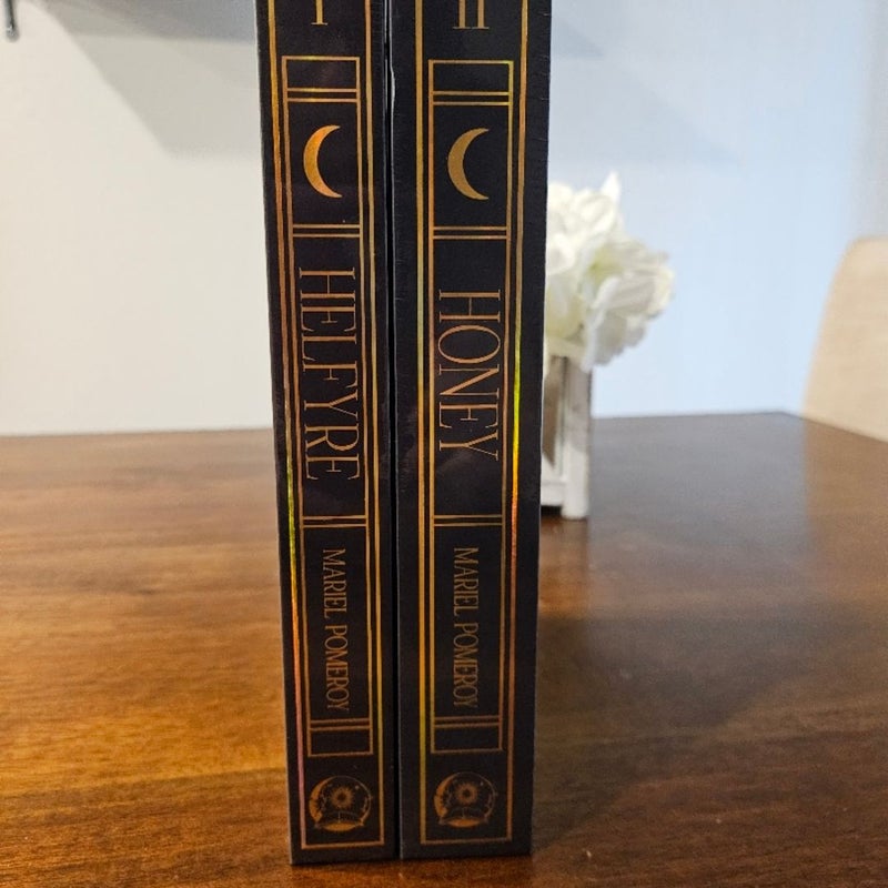 Moonlight Book Box Helfyre & Honey