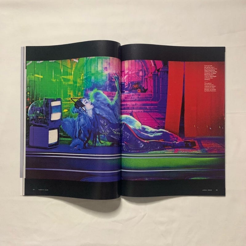 Vanity Fair Grimes Claire Boucher “At Grimes’s House” Issue April 2022 Magazine