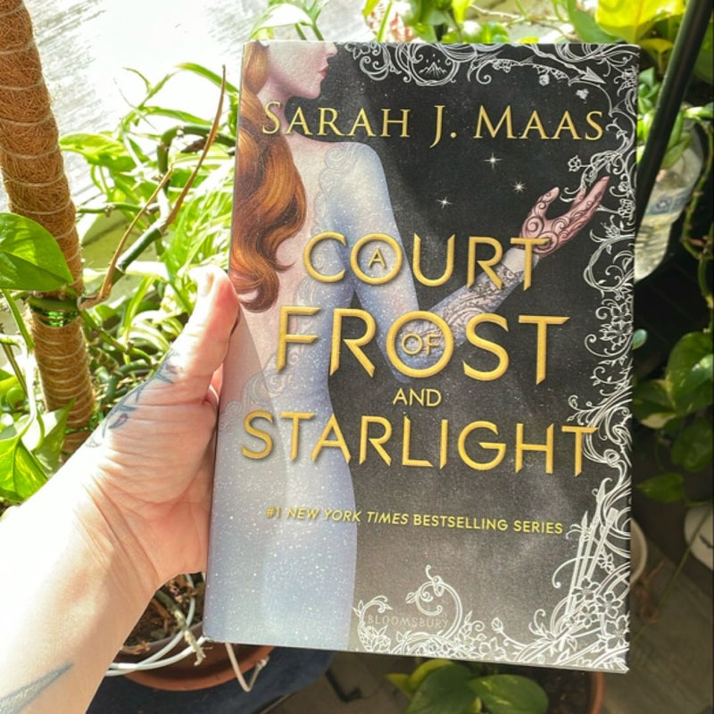 A Court of Frost and Starlight Oop first edition 