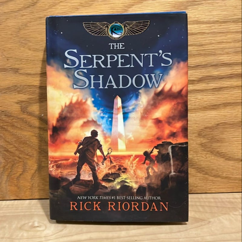 Athe Serpent's Shadow (Kane Chronicles, the, Book Three)