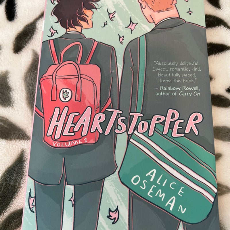 The Entire Heartstopper Book Set