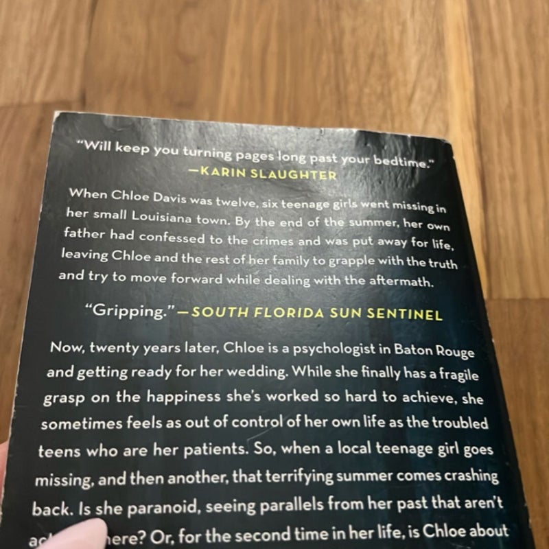 A Flicker in the Dark