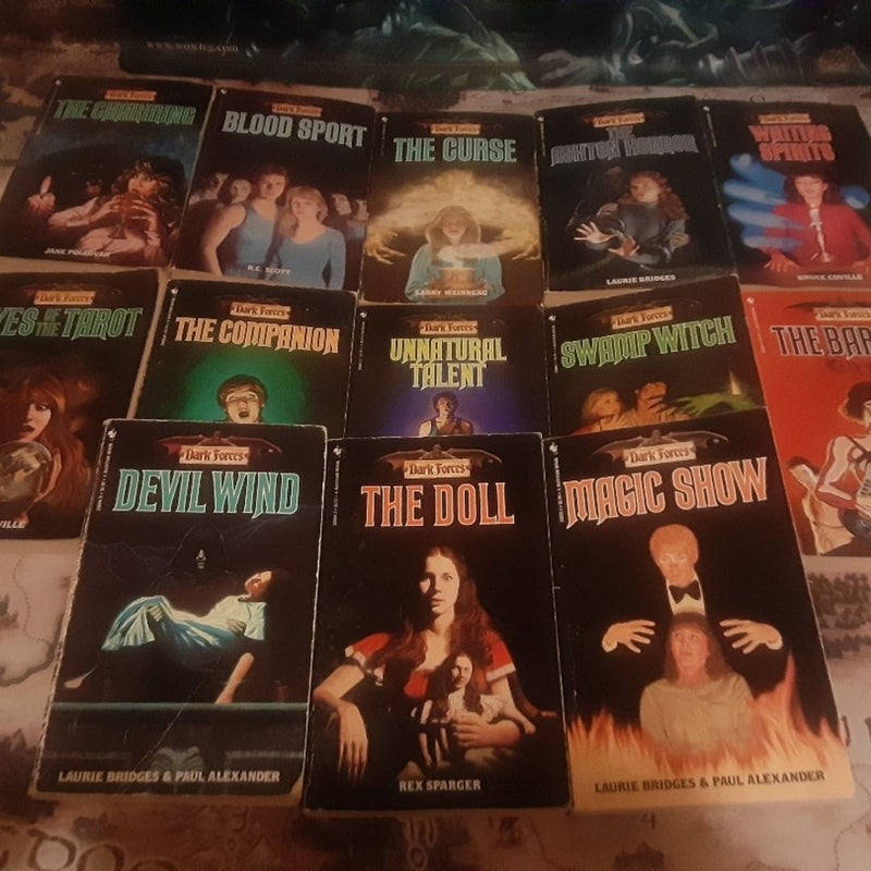 Dark Forces 13 Bantam book lot 