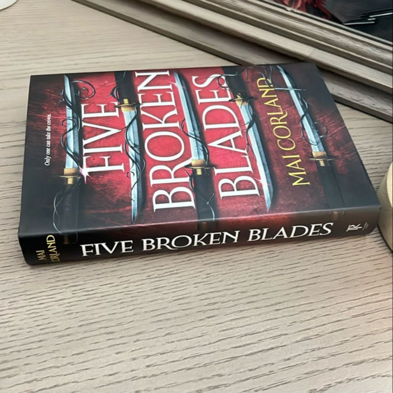 Five Broken Blades (Deluxe Limited Edition)