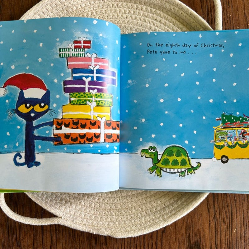 Pete the Cat's 12 Groovy Days of Christmas