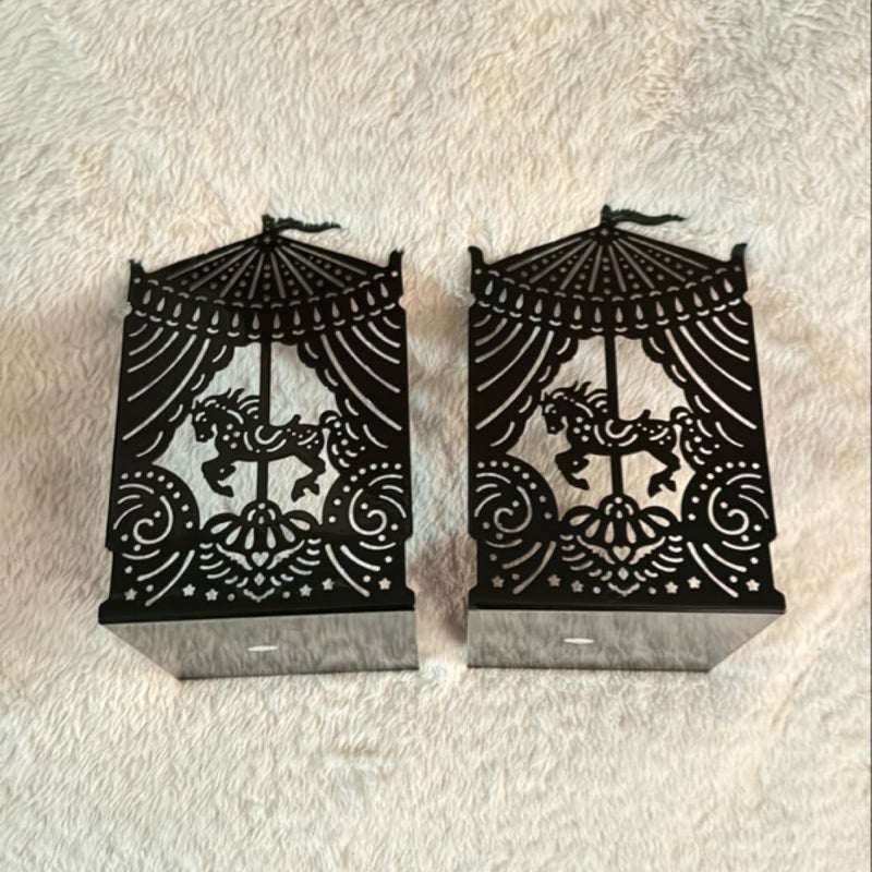 Caraval bookends (FairyLoot exclusive)