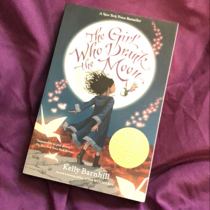 The Girl Who Drank the Moon (Winner of the 2017 Newbery Medal)