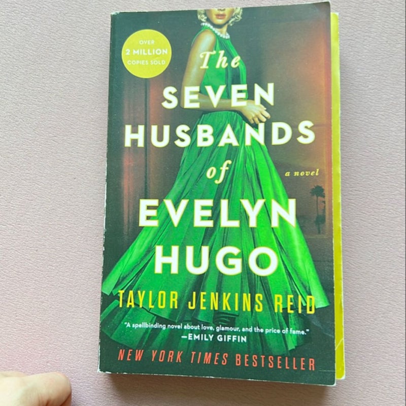 The Seven Husbands of Evelyn Hugo