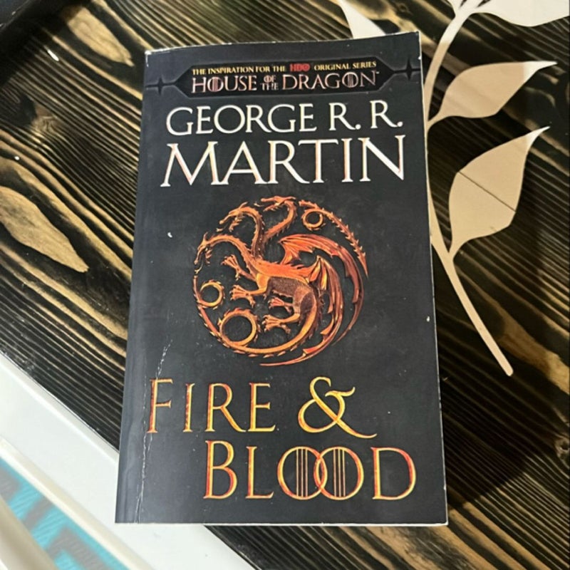 Fire and Blood (HBO Tie-In Edition)