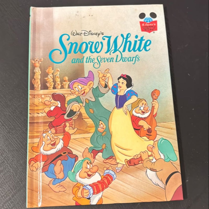 Snow White 