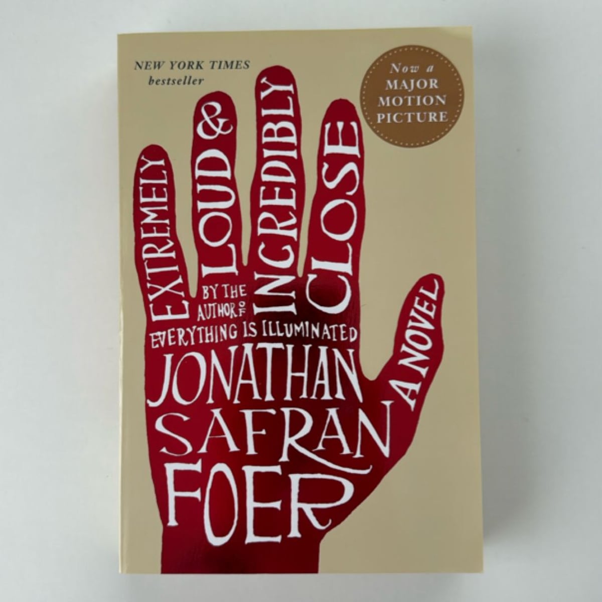 Extremely Loud and Incredibly Close by Jonathan Safran Foer, Paperback | Pangobooks