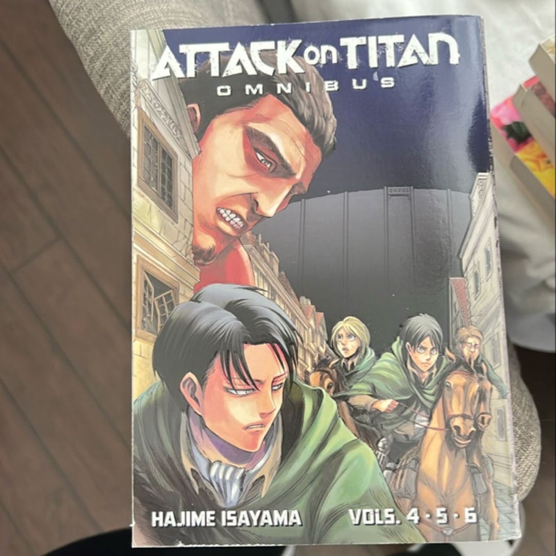 Attack on Titan Omnibus 2 (Vol. 4-6)