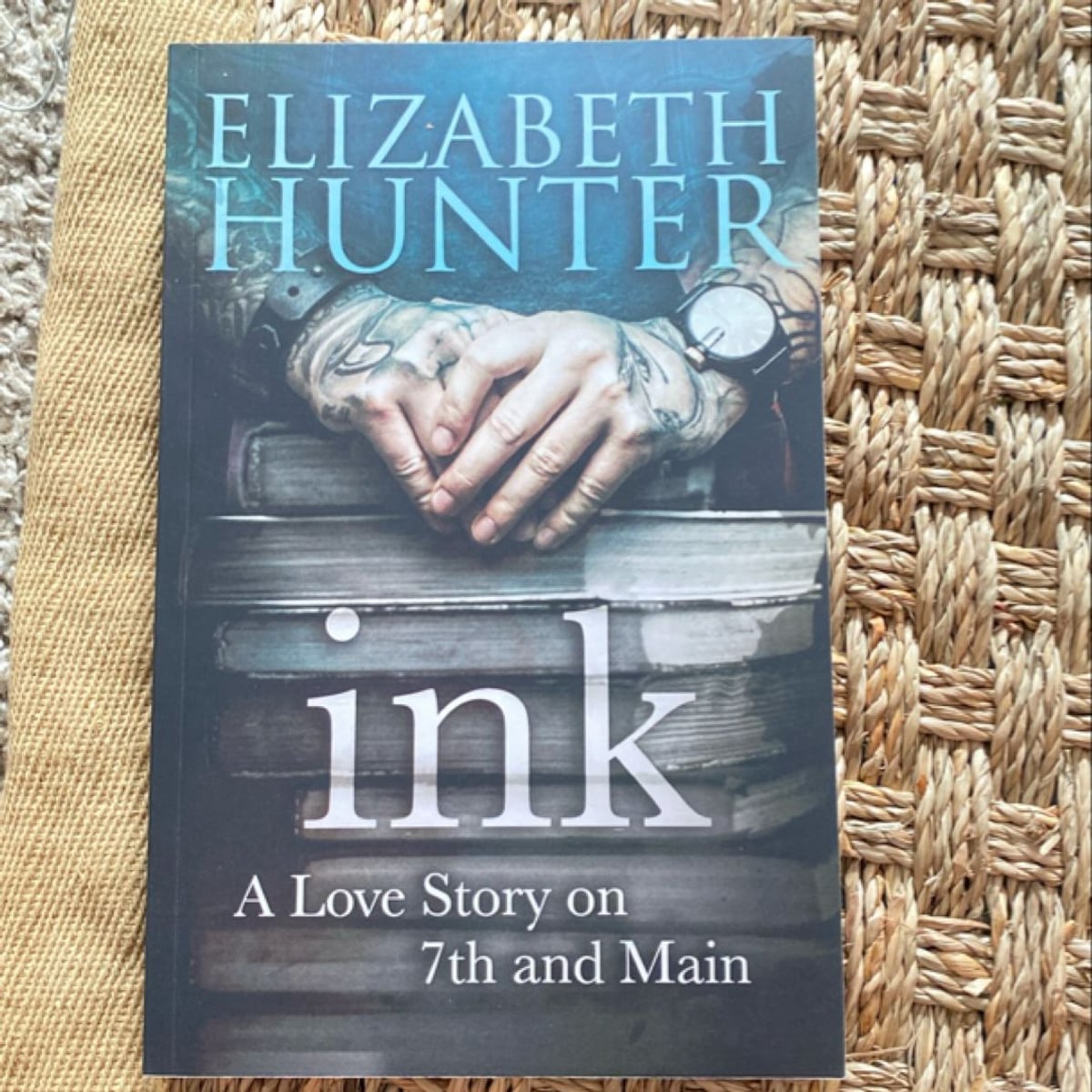 Ink by Elizabeth Hunter, Paperback | Pangobooks