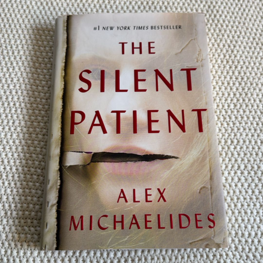 Sale image for 4d4443ee-d704-473a-9aac-4acc20be8258-BobtVMpNxmbIeL9CbJL6iHBYYV32