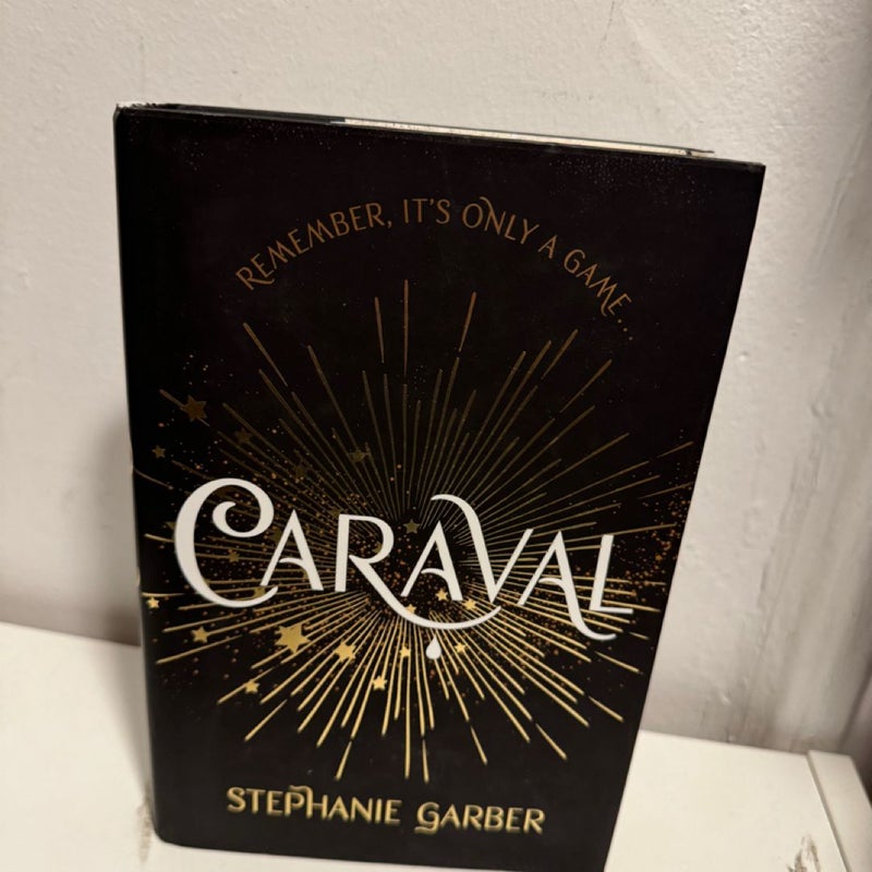 Waterstones Caraval Set 