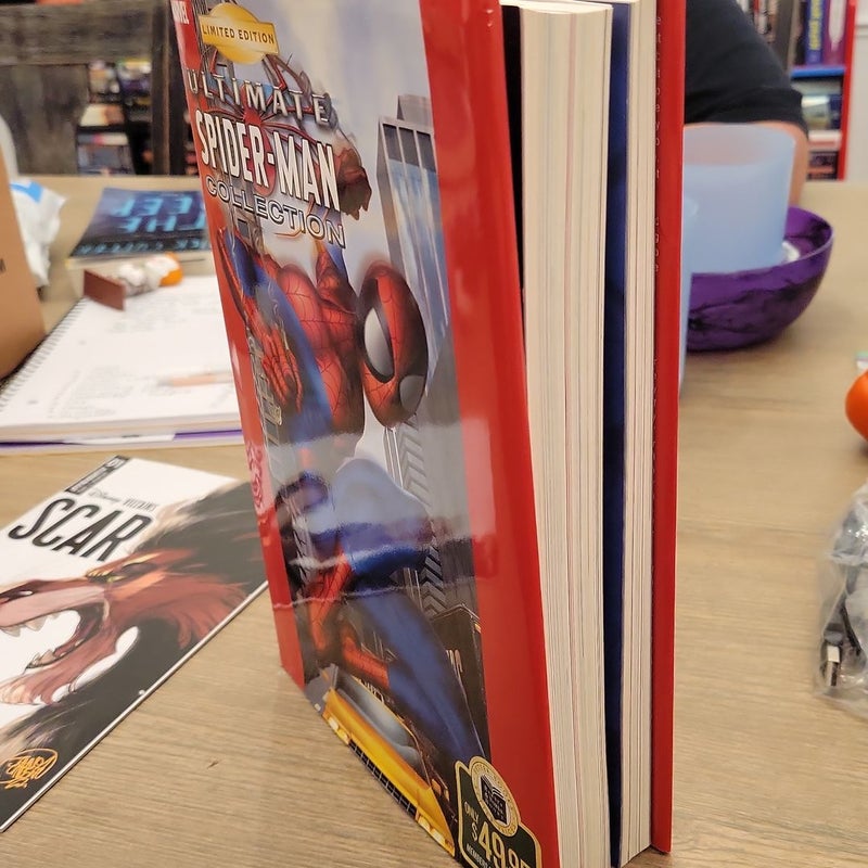 Limited Edition Ultimate SpiderMan Collection