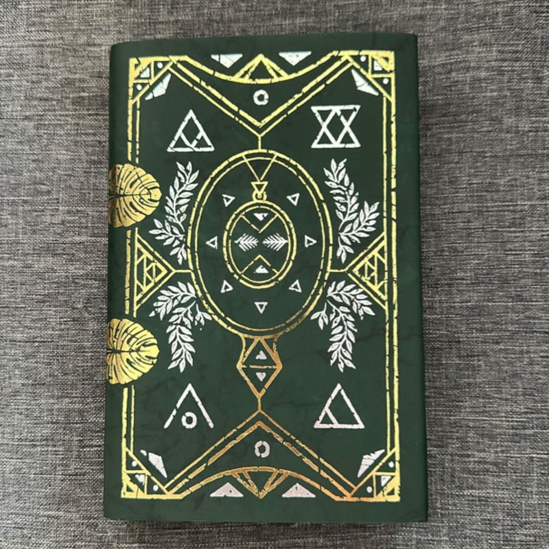 Fairyloot Witches Steeped in Gold