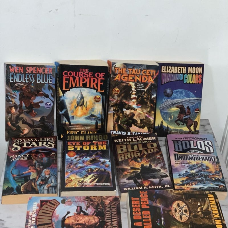 Mix Lot of 10 Paperback Sci-fi Fantasy Set baen Books,Wen Spencer Travis Taylor