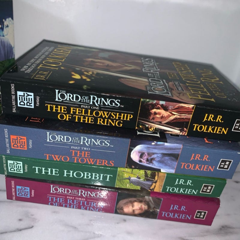 The Lord Of The Rings JRR Tolkien Box Set 4 Books (2001, Paperback) vintage book set The Two Towers