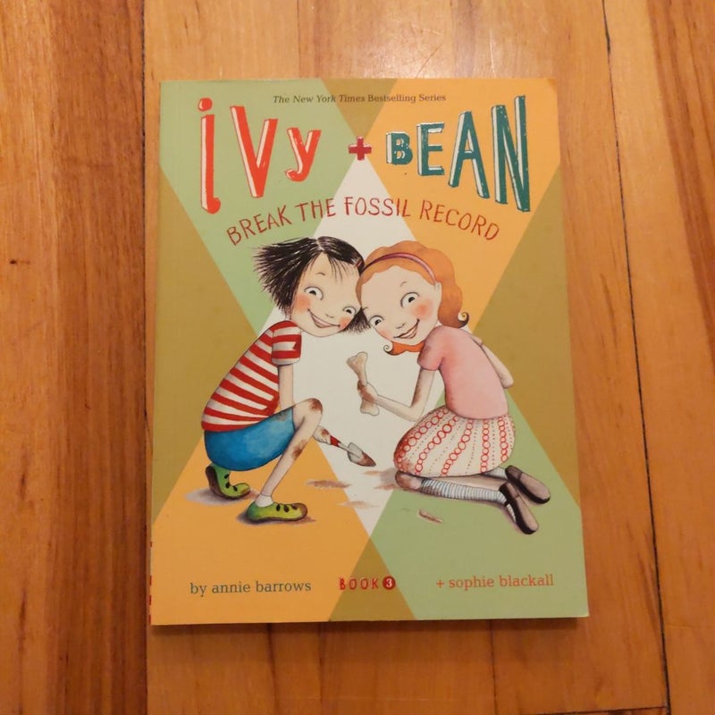 Ivy + Bean - Book 3