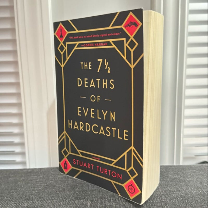 The 7½ Deaths of Evelyn Hardcastle