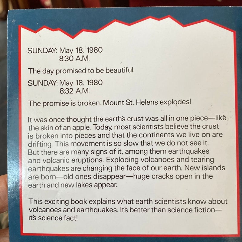 Volcanos and Earthquakes 🌋