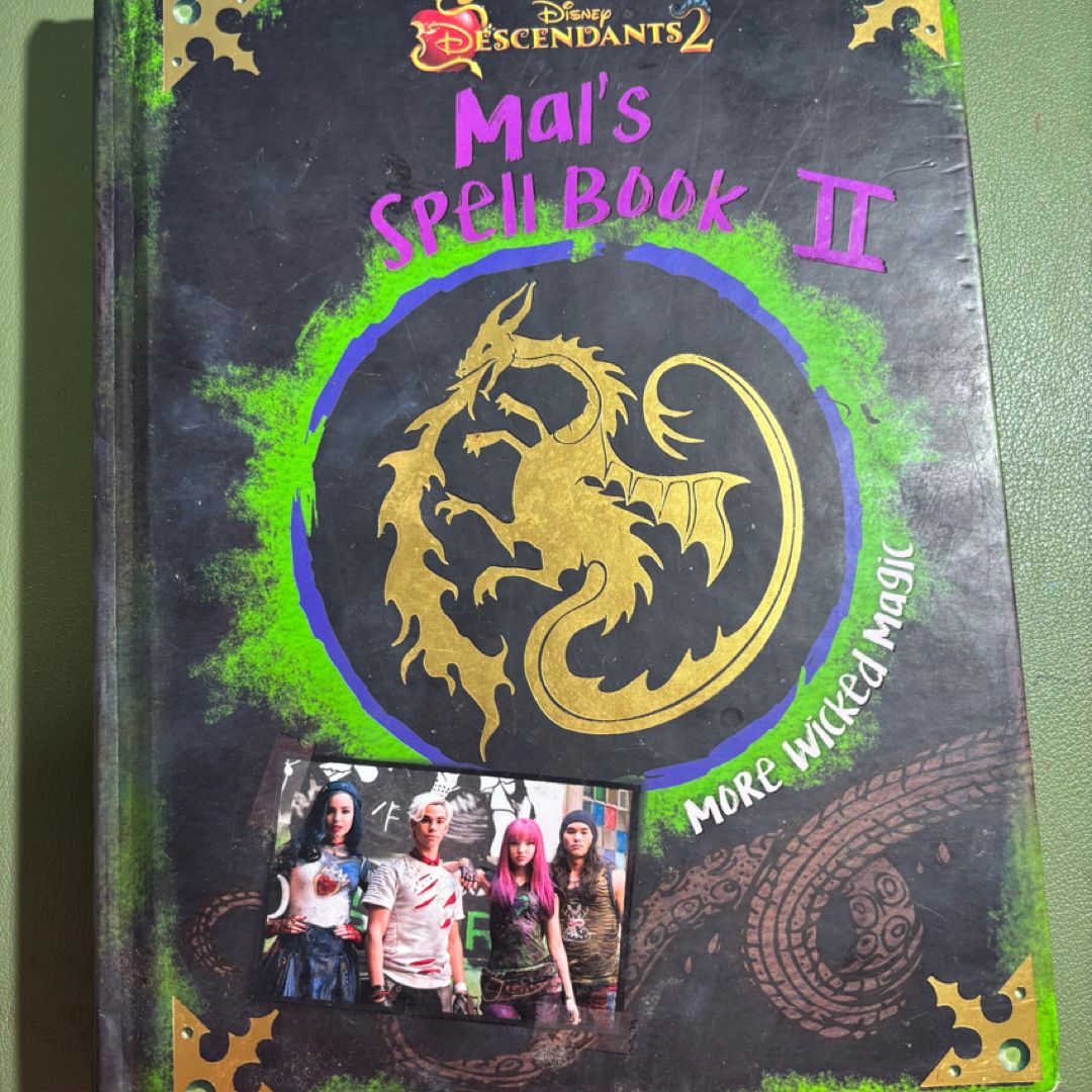 Descendants 2: Mal's Spell Book 2