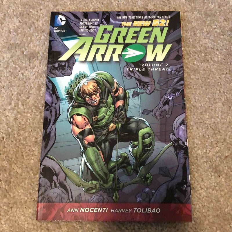 Green Arrow Vol. 2: Triple Threat (the New 52)
