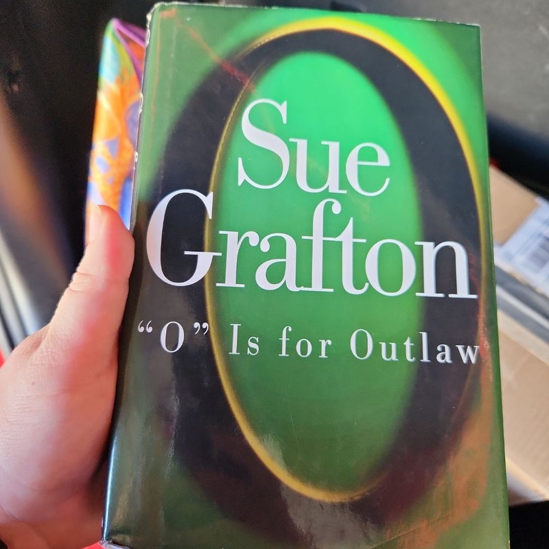 O Is for Outlaw