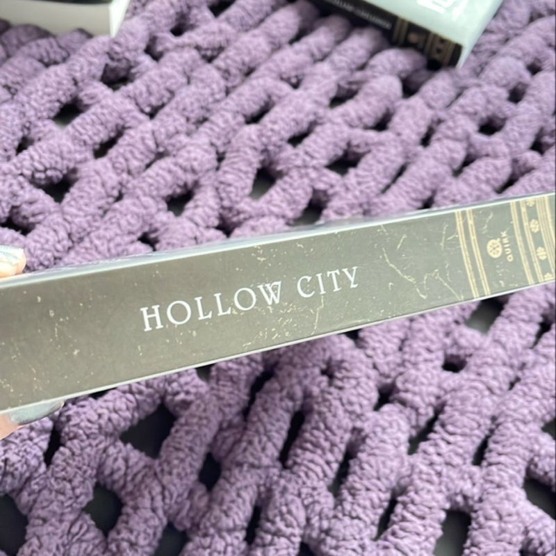 Hollow City