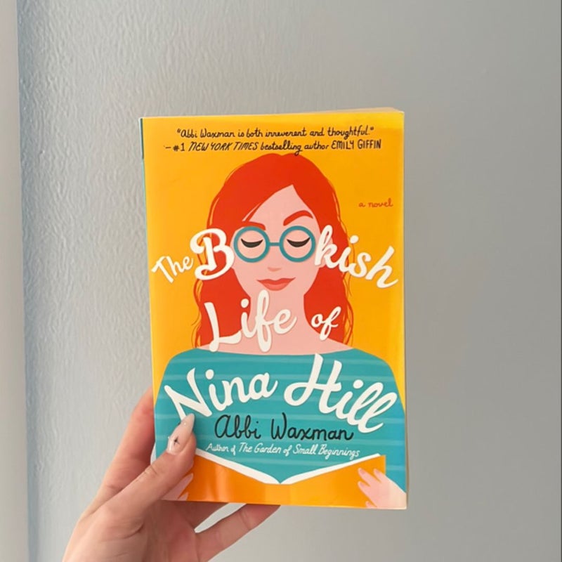 The Bookish Life of Nina Hill