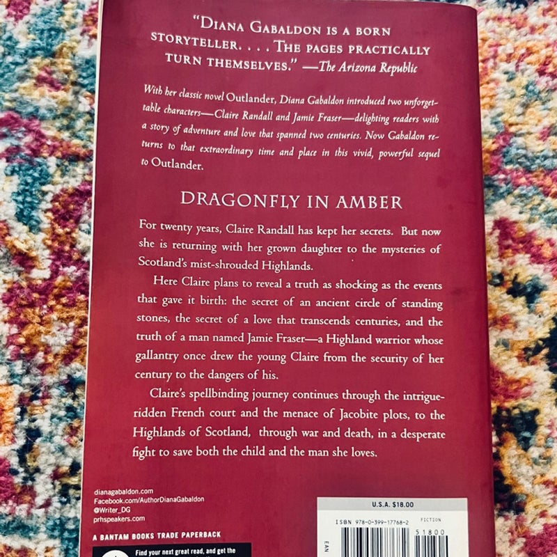 Dragonfly In Amber STARZ Tie-in Cover Large Trade Paperback EXCELLENT
