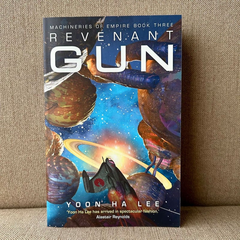 Revenant Gun [Book 3] (1st Print Edition)