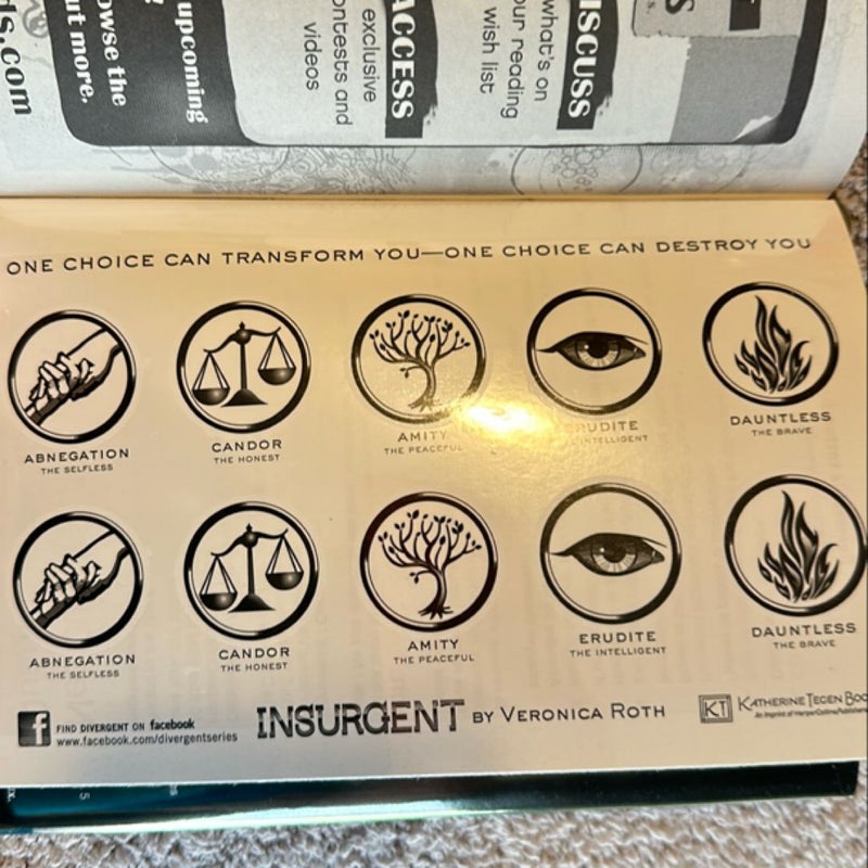 Insurgent Collector's Edition