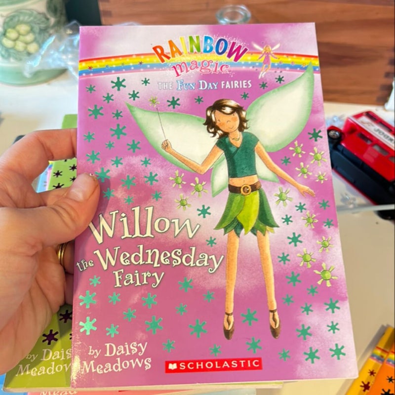Rainbow Magic the Fun Day Fairies 