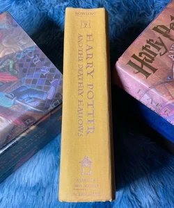 Harry Potter and the Deathly Hallows [FIRST US EDITION]