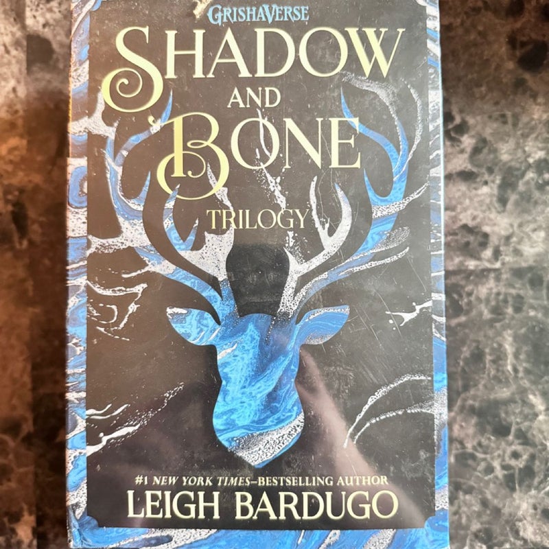 The Shadow and Bone Trilogy Boxed Set