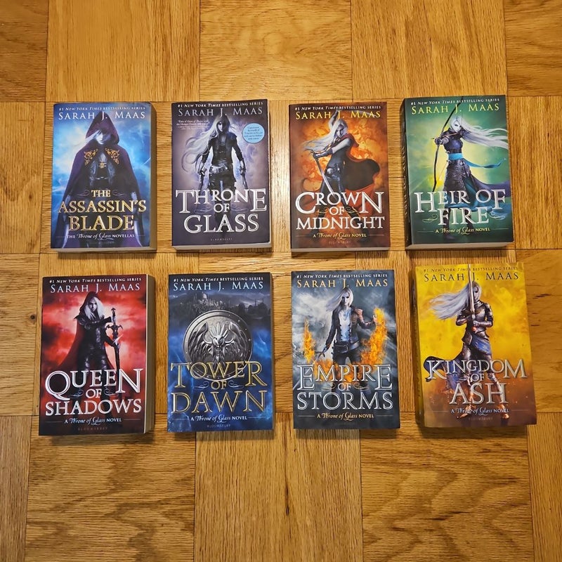 Like New OOP Throne of Glass Paperback Set by Sarah J. Maas