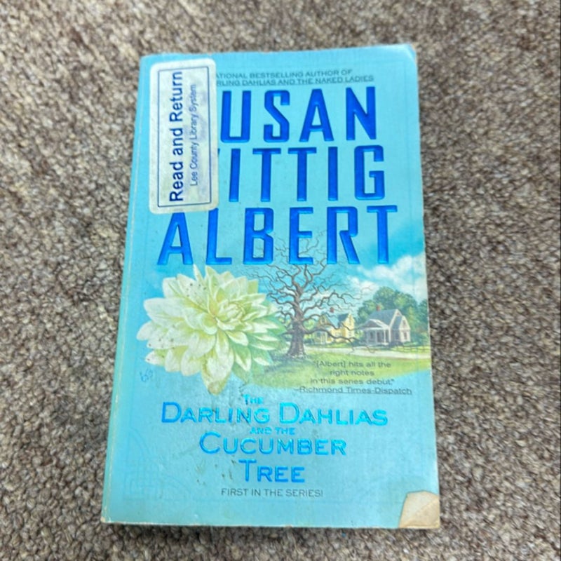 The Darling Dahlias and the Cucumber Tree by Susan Wittig