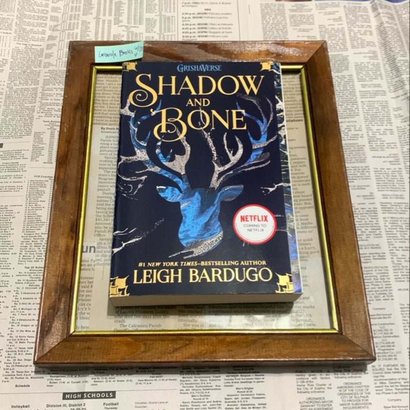 The Shadow and Bone Trilogy Boxed Set